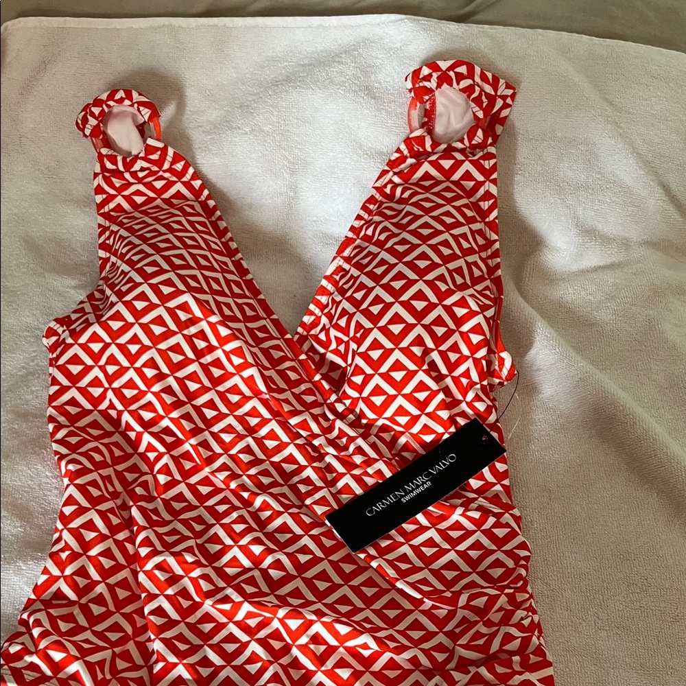 Carmen Marc Valvo Papaya and White Geometric One Piece